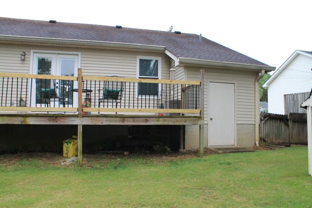 217 Westlynn Dr, Lebanon, TN 37087