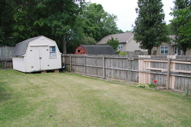 217 Westlynn Dr, Lebanon, TN 37087