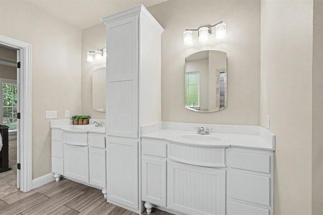3800 Polo Club Court, Edmond, OK 73034