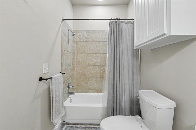 3800 Polo Club Court, Edmond, OK 73034