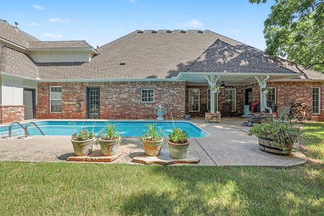 3800 Polo Club Court, Edmond, OK 73034