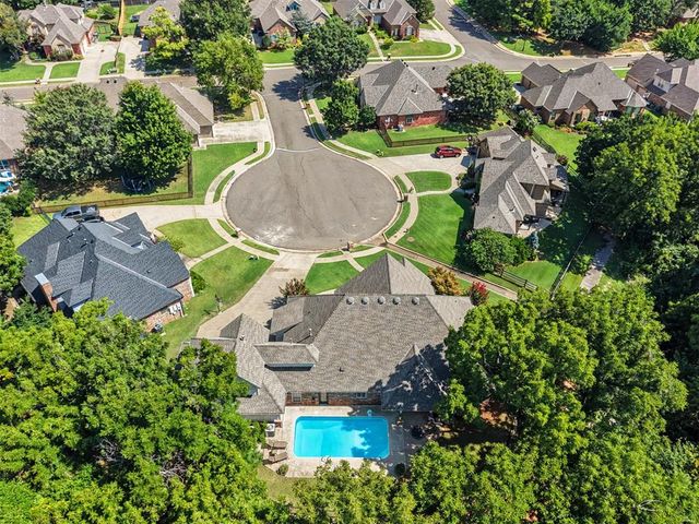 3800 Polo Club Court, Edmond, OK 73034