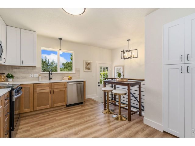 405 Dartmouth Trl, Fort Collins, CO 80525