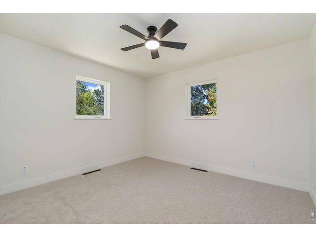 405 Dartmouth Trl, Fort Collins, CO 80525