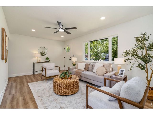 405 Dartmouth Trl, Fort Collins, CO 80525