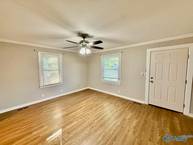 402 Gwendolyn Avenue, Huntsville, AL 35810