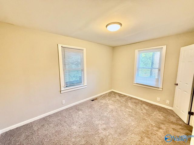 402 Gwendolyn Avenue, Huntsville, AL 35810