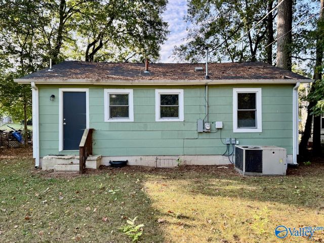 402 Gwendolyn Avenue, Huntsville, AL 35810