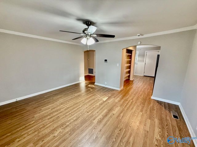 402 Gwendolyn Avenue, Huntsville, AL 35810