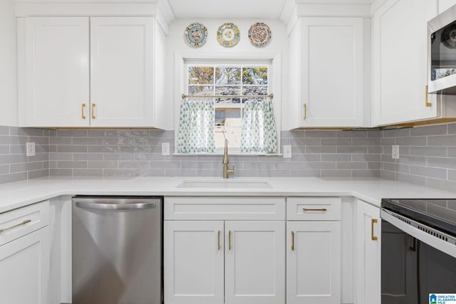 4812 SHADY WATERS LANE, Birmingham, AL 35243