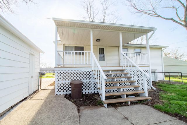 489 Caldwell Circle 489 Caldwell Circle, New Carlisle, OH 45344