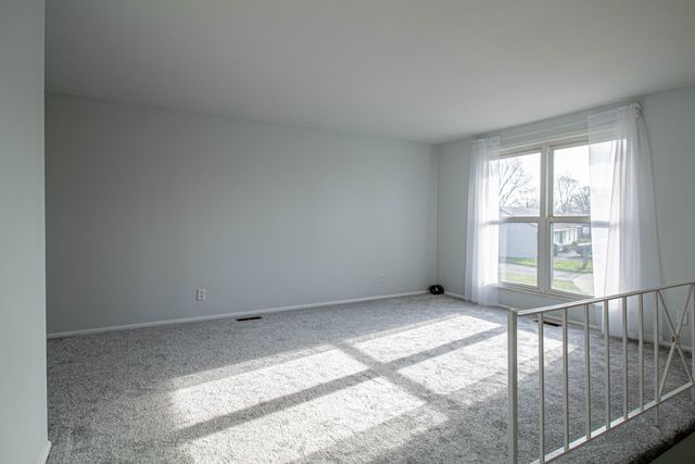 489 Caldwell Circle 489 Caldwell Circle, New Carlisle, OH 45344