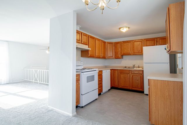 489 Caldwell Circle 489 Caldwell Circle, New Carlisle, OH 45344