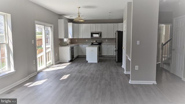 411 HANRAHAN CT SE, Leesburg, VA 20175