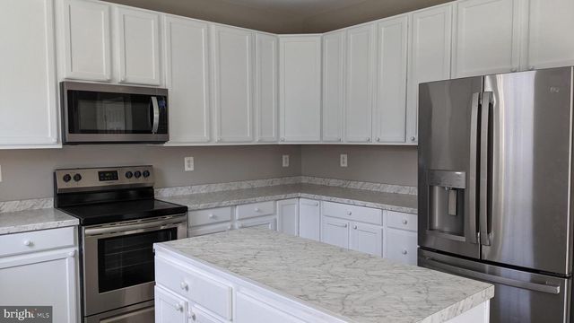 411 HANRAHAN CT SE, Leesburg, VA 20175