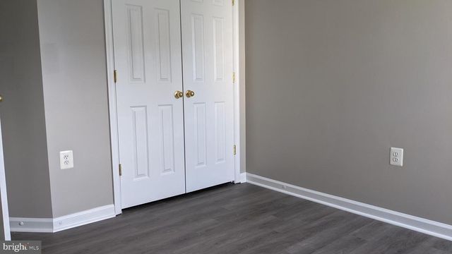 411 HANRAHAN CT SE, Leesburg, VA 20175