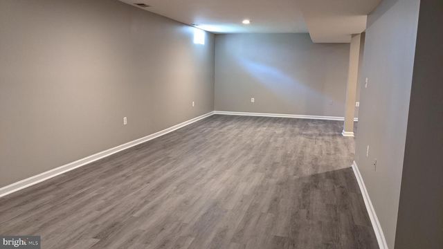 411 HANRAHAN CT SE, Leesburg, VA 20175