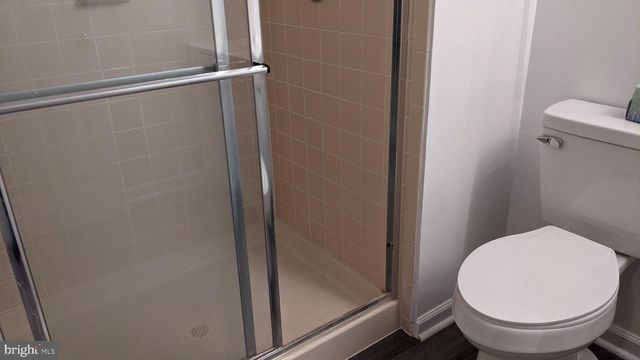 411 HANRAHAN CT SE, Leesburg, VA 20175