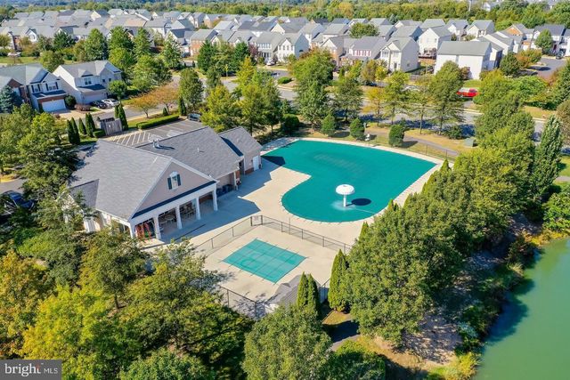 411 HANRAHAN CT SE, Leesburg, VA 20175