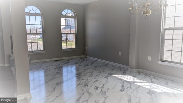 411 HANRAHAN CT SE, Leesburg, VA 20175