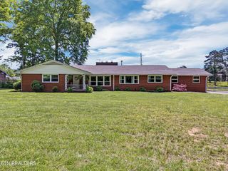 1720 Nobel St, Alcoa, TN 37701