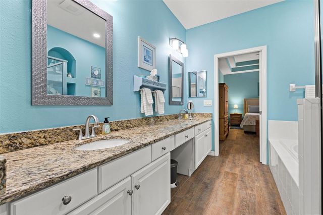 5702 TIDES PLACE, Apollo Beach, FL 33572