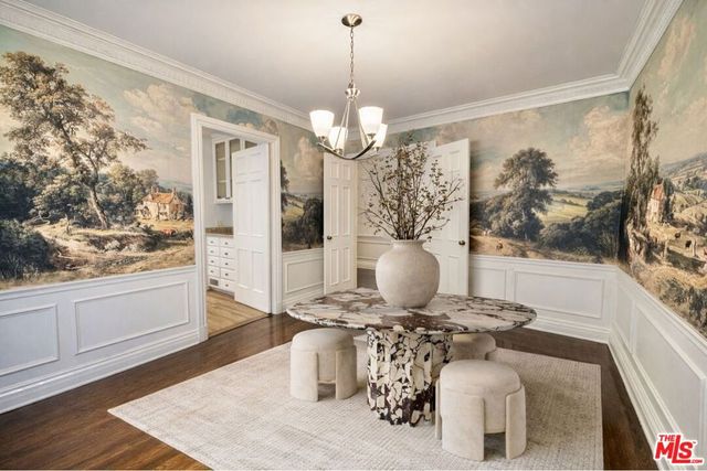 214 S Spalding Drive, Beverly Hills, CA 90212