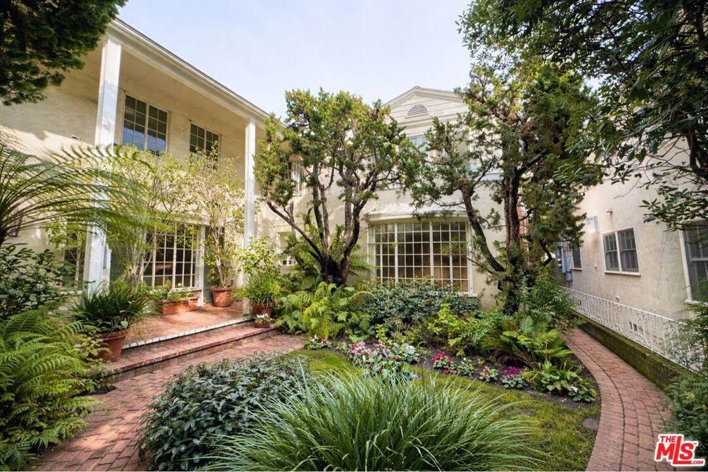 214 S Spalding Drive, Beverly Hills, CA 90212