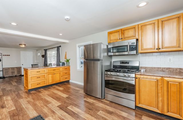 40 White Mountain Highway, Milton, NH 03851