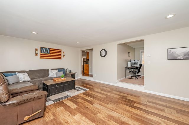 40 White Mountain Highway, Milton, NH 03851