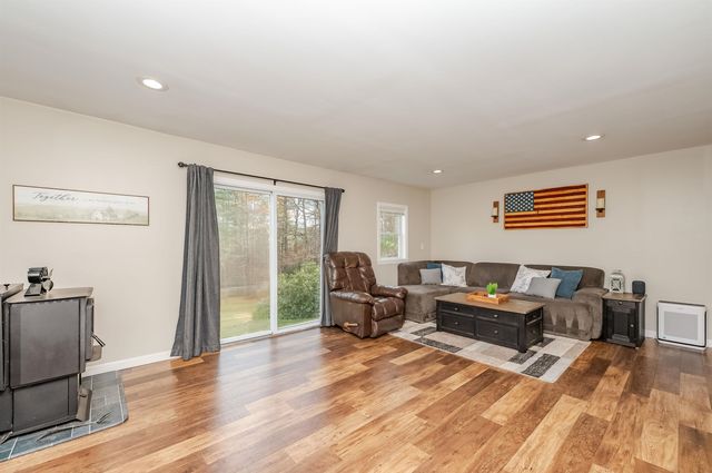 40 White Mountain Highway, Milton, NH 03851