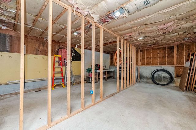 40 White Mountain Highway, Milton, NH 03851