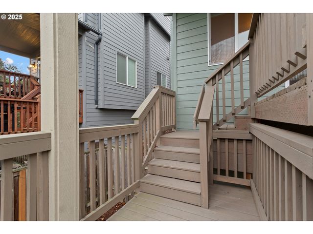 9622 Sw EVERETT Ter, Tigard, OR 97223