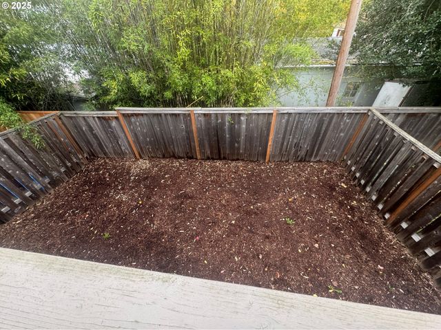 9622 Sw EVERETT Ter, Tigard, OR 97223