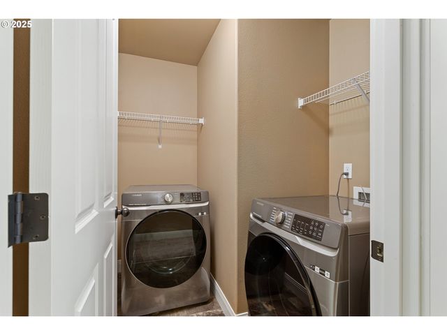 9622 Sw EVERETT Ter, Tigard, OR 97223