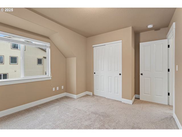 9622 Sw EVERETT Ter, Tigard, OR 97223