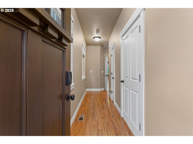 9622 Sw EVERETT Ter, Tigard, OR 97223