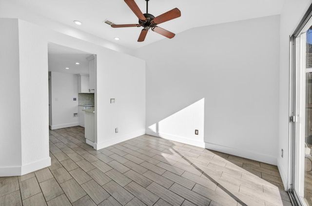 8055 Stags Leap Ct, Sacramento, CA 95829