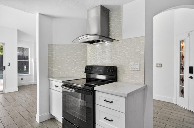 8055 Stags Leap Ct, Sacramento, CA 95829