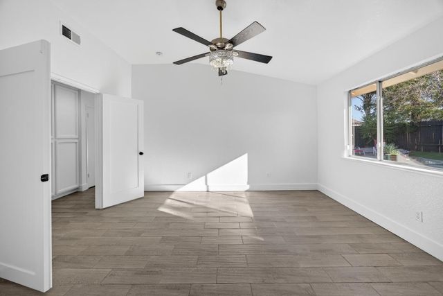 8055 Stags Leap Ct, Sacramento, CA 95829