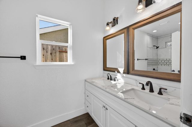 8055 Stags Leap Ct, Sacramento, CA 95829