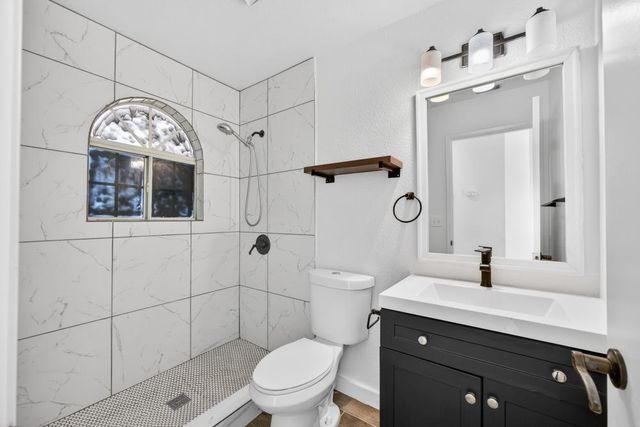 8055 Stags Leap Ct, Sacramento, CA 95829