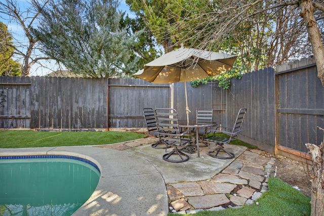 8055 Stags Leap Ct, Sacramento, CA 95829