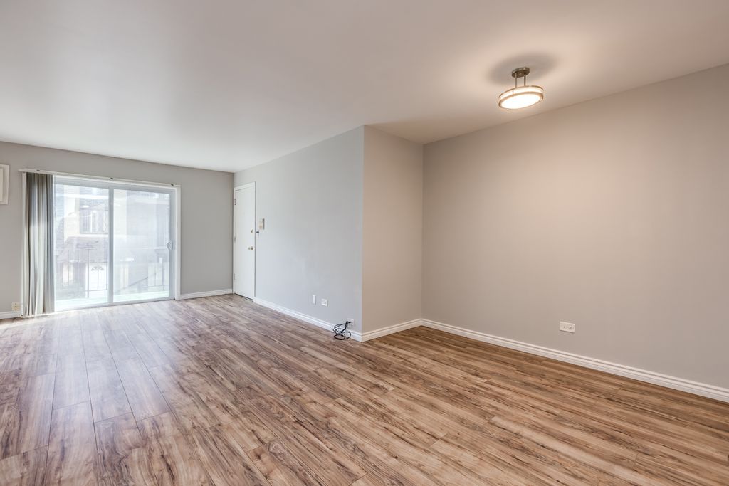 10429 DEARLOVE Road 4, Glenview, IL 60025 — photo 4