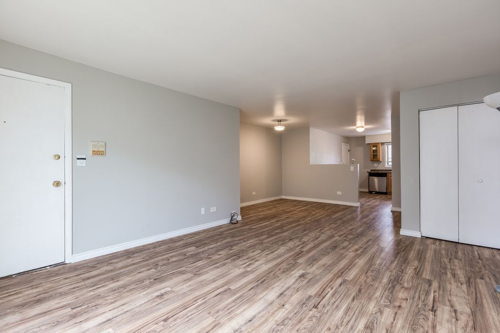 10429 DEARLOVE Road 4, Glenview, IL 60025 — photo 5