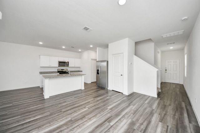10303 Rose Mar Drive B, Rosharon, TX 77583
