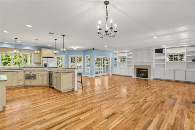 118 Bates Way, Hanover, MA 02339