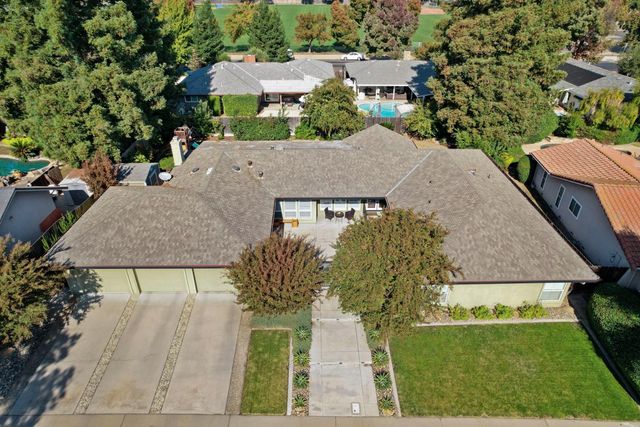 1813 Bannister Pl, Modesto, CA 95355