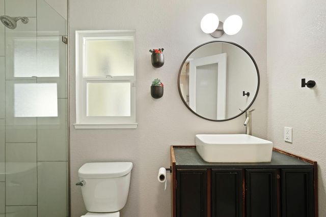 1813 Bannister Pl, Modesto, CA 95355