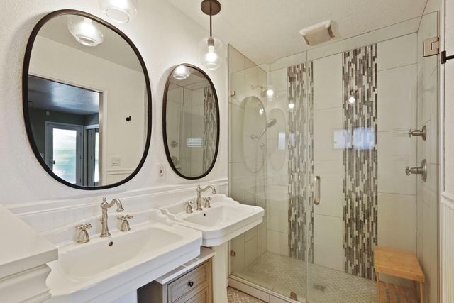 1813 Bannister Pl, Modesto, CA 95355